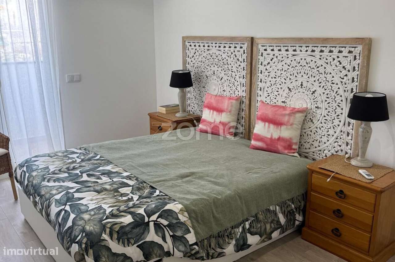 Moradia T4 com 2 Suites-16