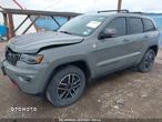 Jeep Grand Cherokee - 2