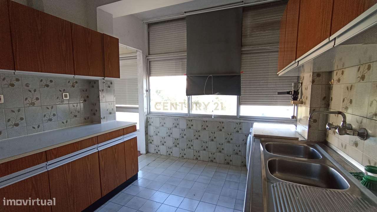 T2  perto da Estação da CP de Rio de Mouro-10