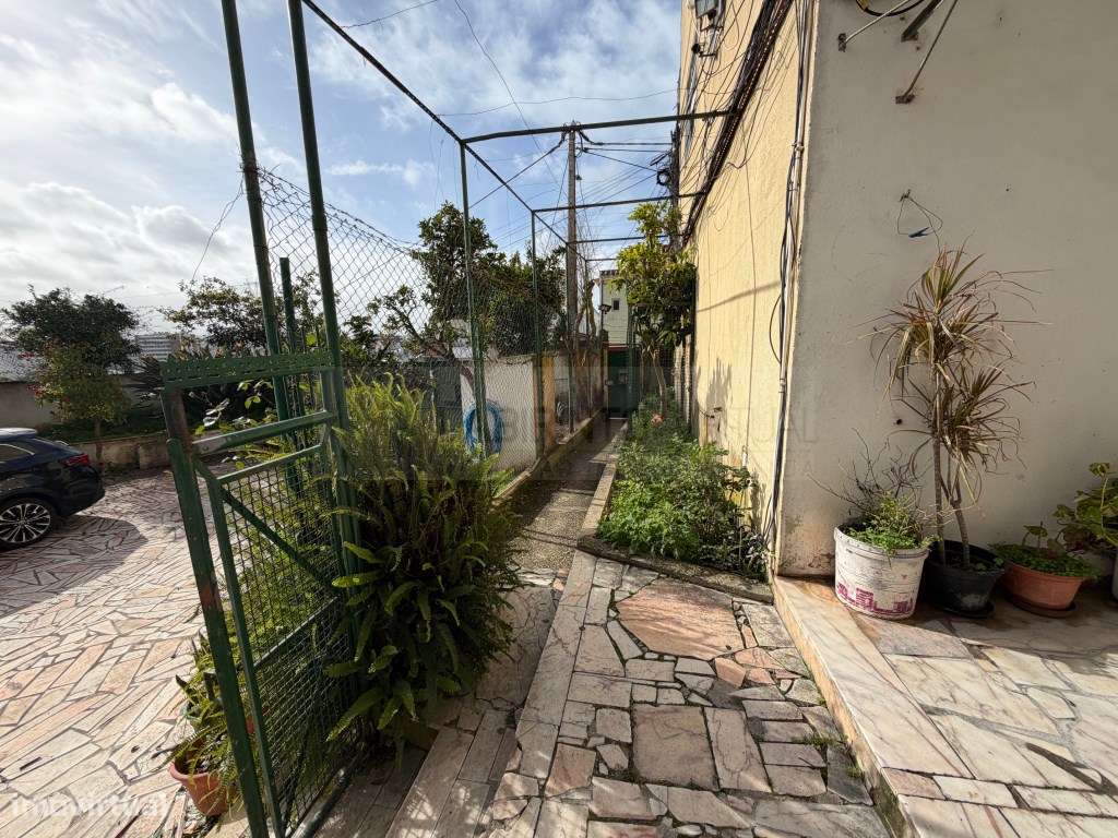 Prédio Residencial + Armazém com 1000m² na Arroja, Odivelas - Local...-3