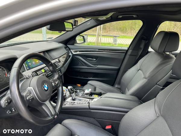 BMW Seria 5 530d xDrive - 25