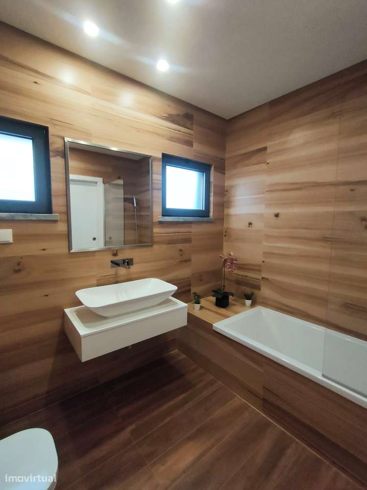 Moradia térrea T3 com Piscina-24