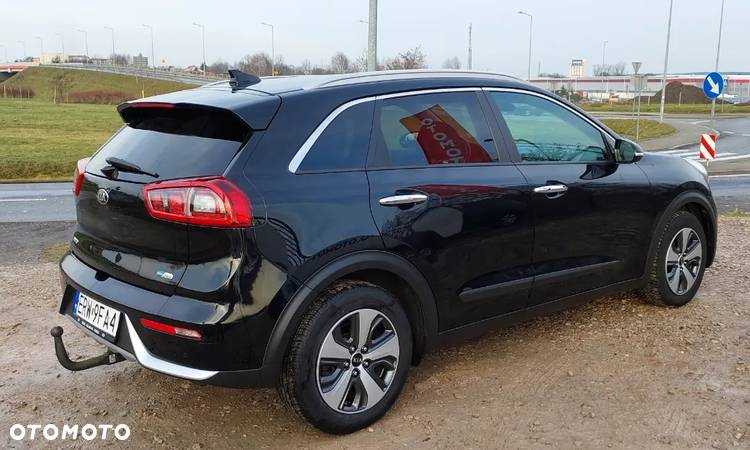 Kia Niro 1.6 GDI 2WD Spirit - 4