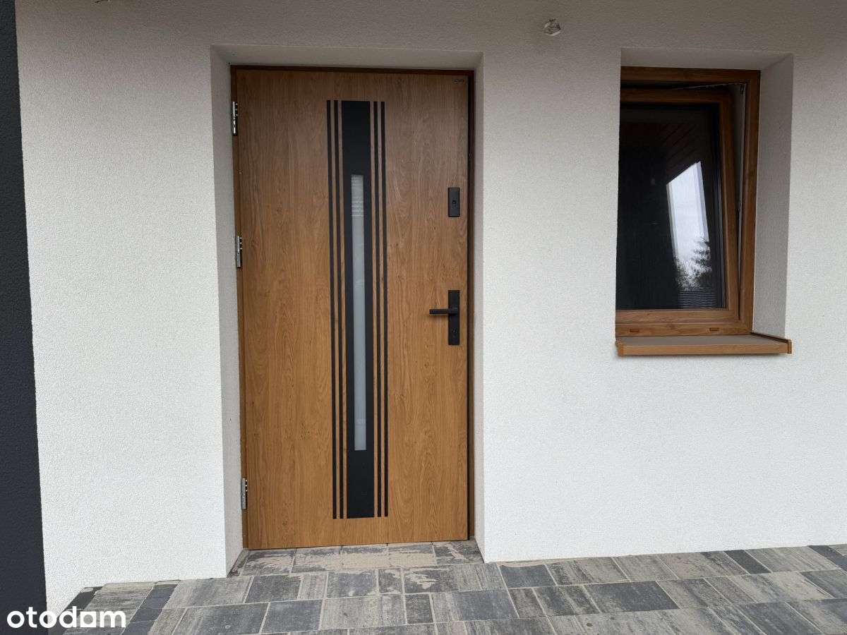 Dom parterowy w otulinie lasu-3