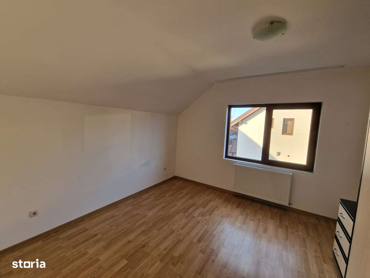 360 IMOBILIARE pune în vânzare o casă individuală  în Dumbrăvita-1