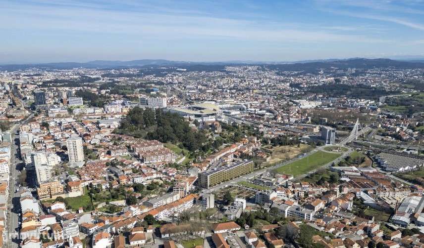 T1 Novo com LUGAR DE GARAGEM, a 800m da Estação do Metro-3