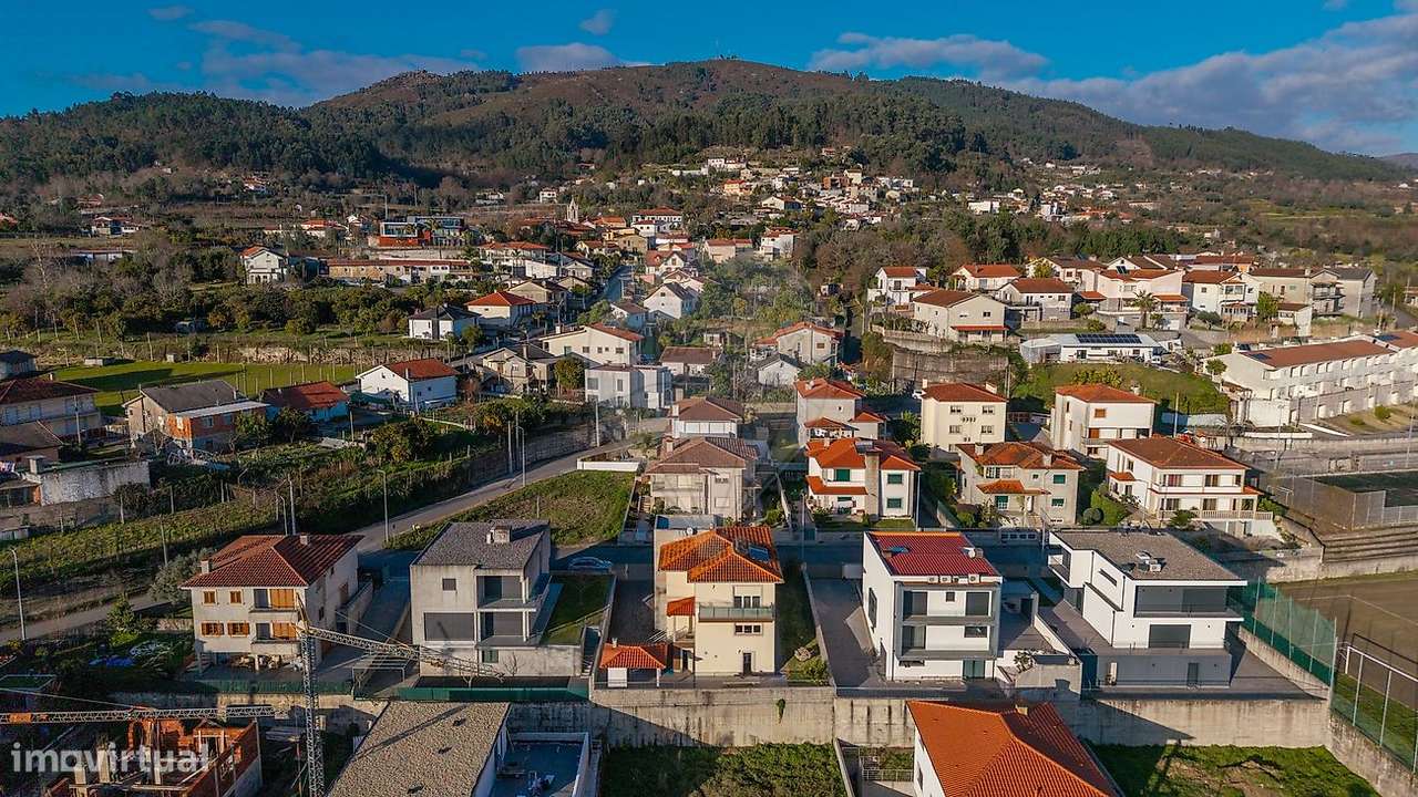 Moradia T4 para venda - Grande imagem: 5/42