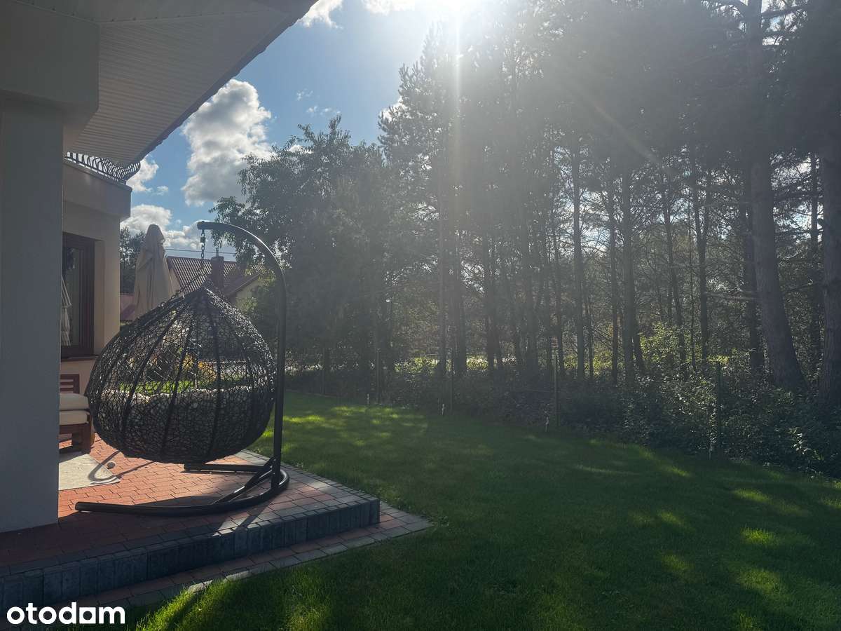 Nowoczesny dom 160 m² z garażem i ogródkiem - Pełny obrazek: 5/12