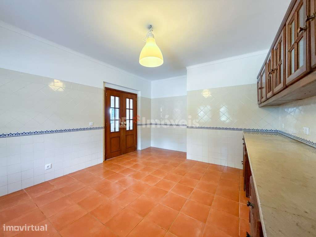 Moradia T3, c/ Jardim, Garagem e Zona de Estar Exterior - Castelo d...-25