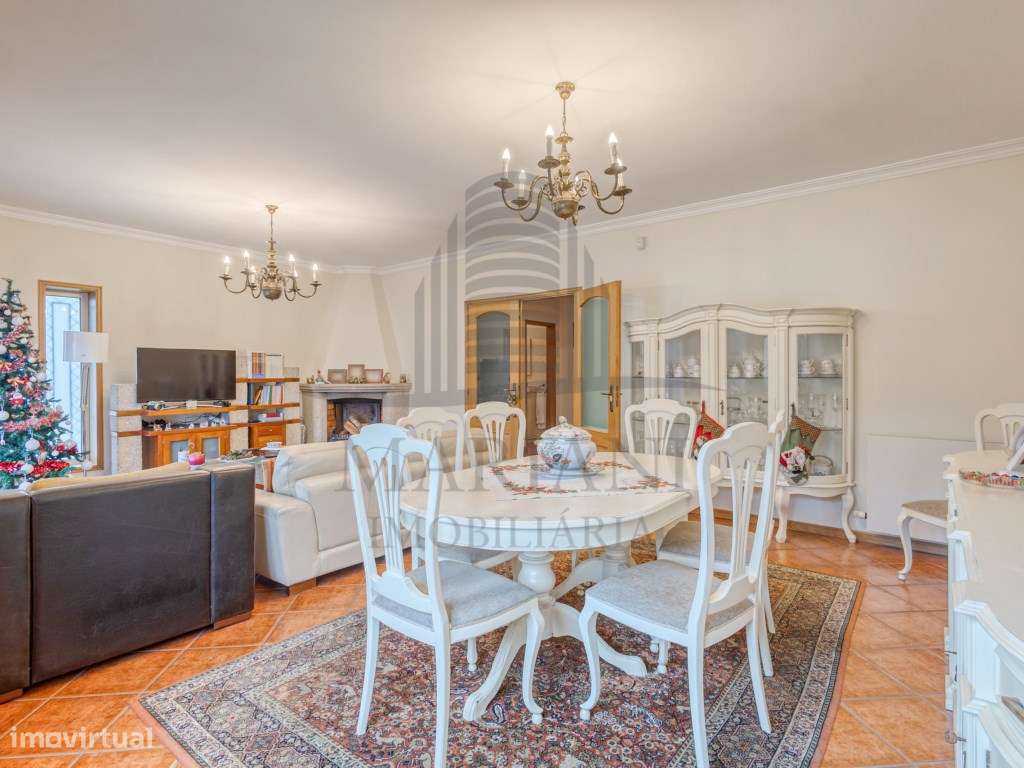 Moradia T4 independente em Valongo-22