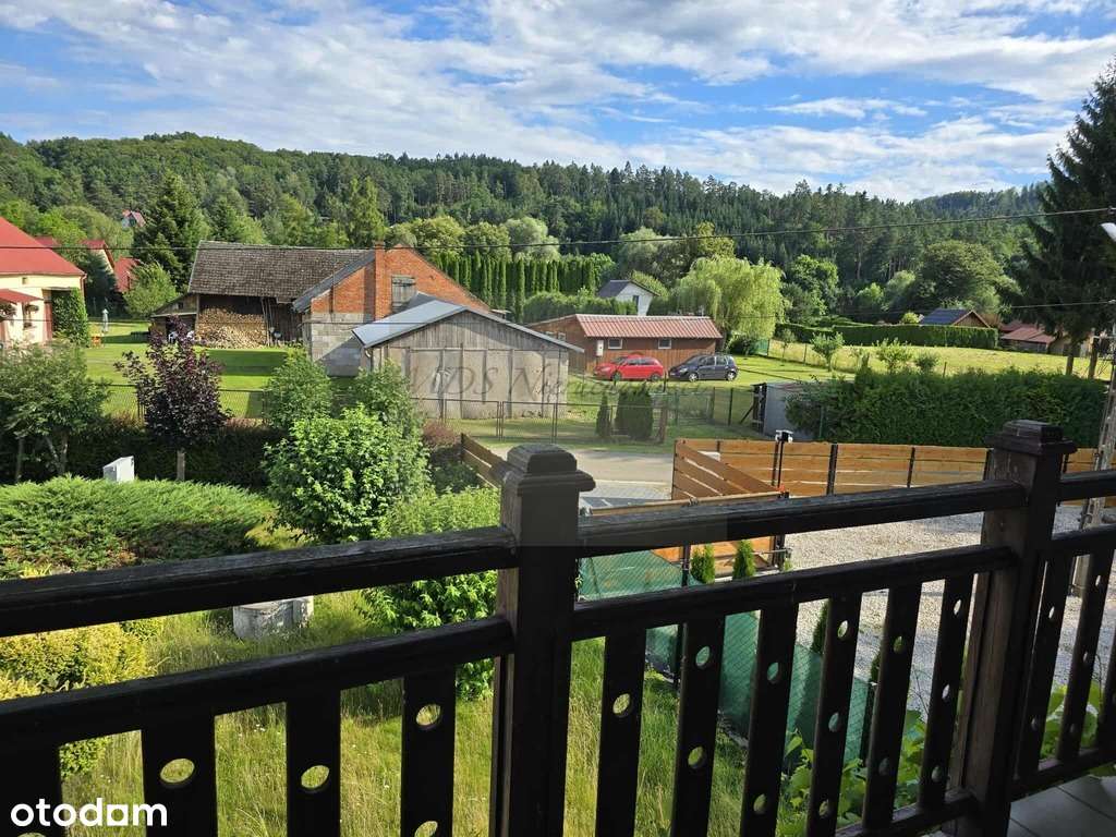 dom z dużą działką-13