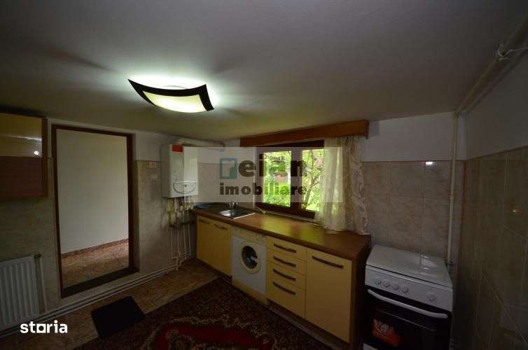 Breaza - Casa 5 Camere, Teren 440 Mp, Stradal, Mobilata Utilata - Imagine principală: 4/16