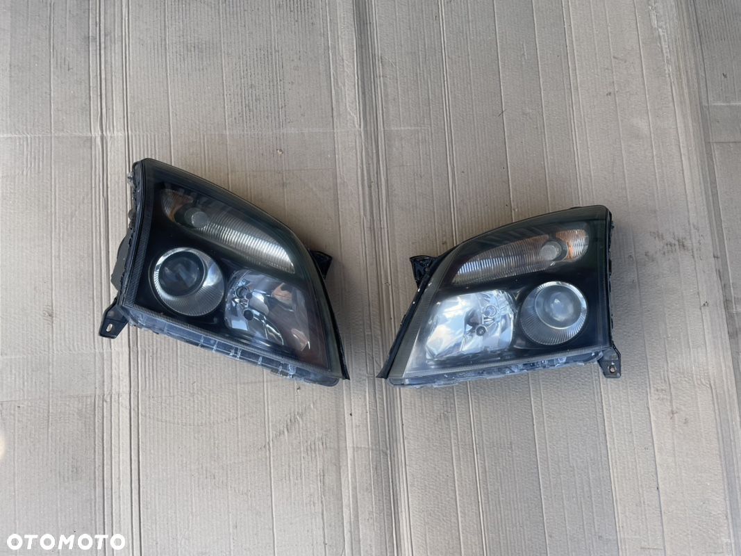 Reflektor lampa przód lewa prawa Opel Vectra c signum - 1