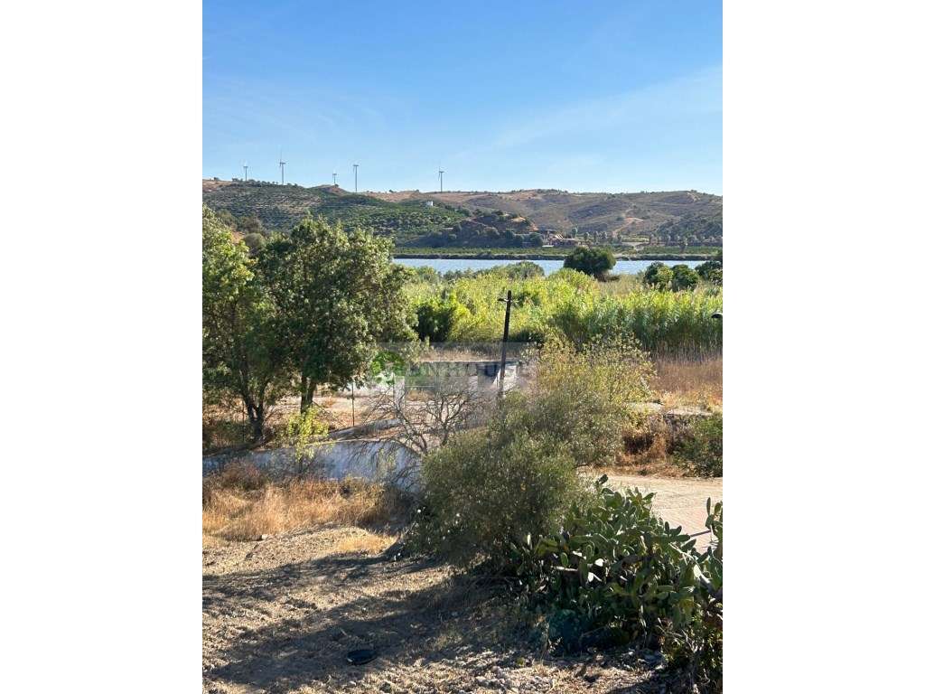 Moradia T3 com vista rio e campo, Almada de Ouro - Castro Marim-54