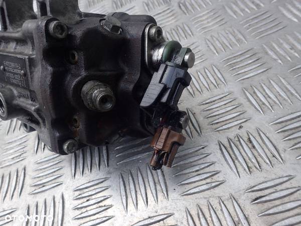 POMPA WTRYSKOWA OPEL RENAULT 3,0 DCI 097300-0023 RADOM - 4