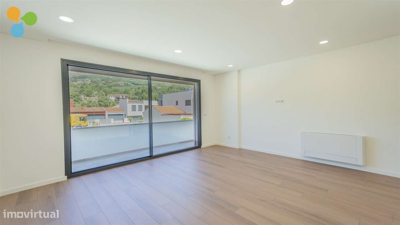 Moradia Isolada T4 Nova | Quinta da Ponte da Terra-24