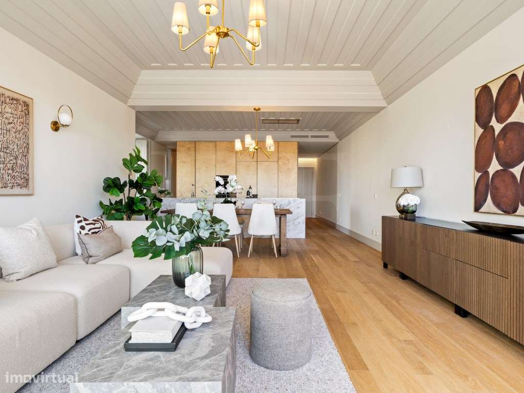 Moradia T3+1 Frente mar no Estoril, com 3 lugares de garagem e piscina-6