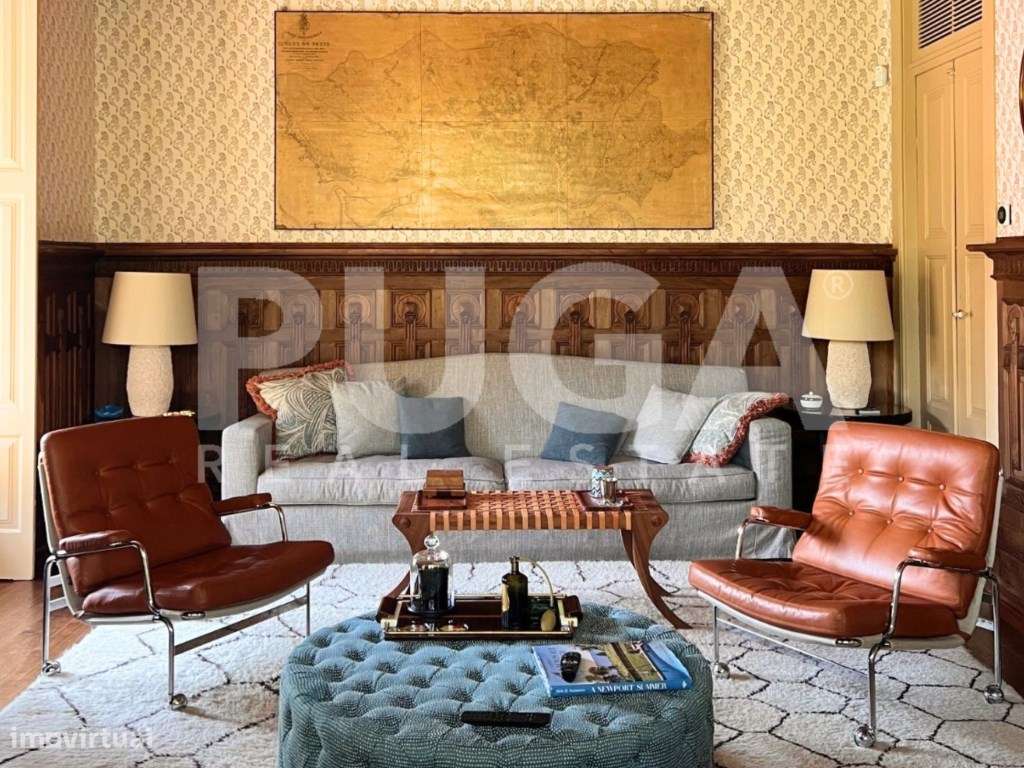 Palacete Centenário T5 em Miramar | Identidade Histórica e Proximid...-8