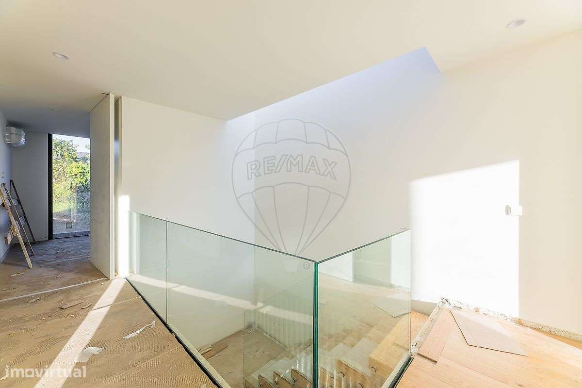 Moradia T4 para venda-18