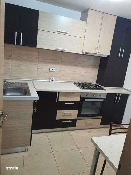 Inchiriez garsoniera - Proprietar - 4 Min Metrou Aparatorii Patriei - Imagine principală: 4/8