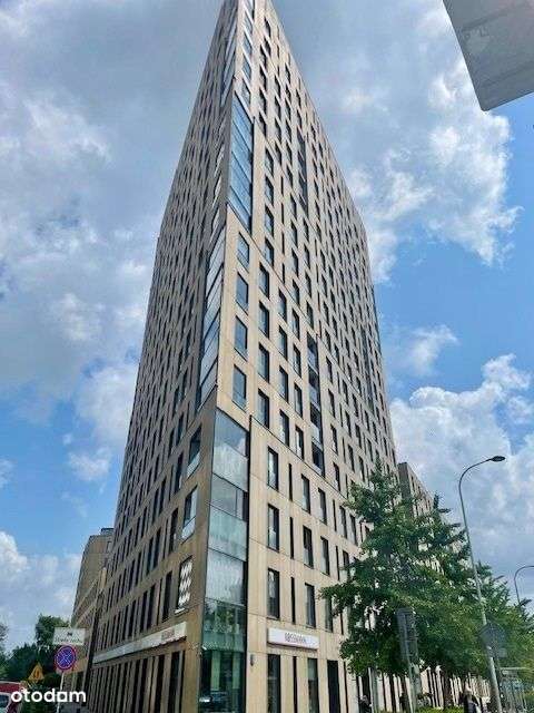 Ciche mieszkanie w budynku Trio-18