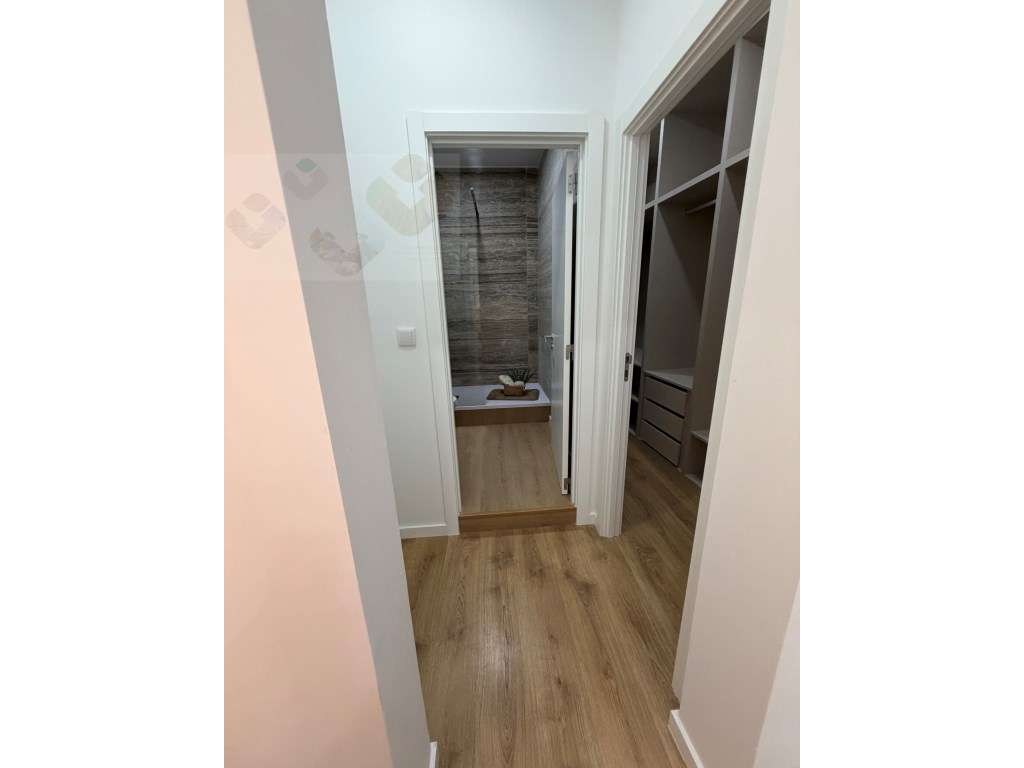 Apartamento T3 Venda Lisboa-45