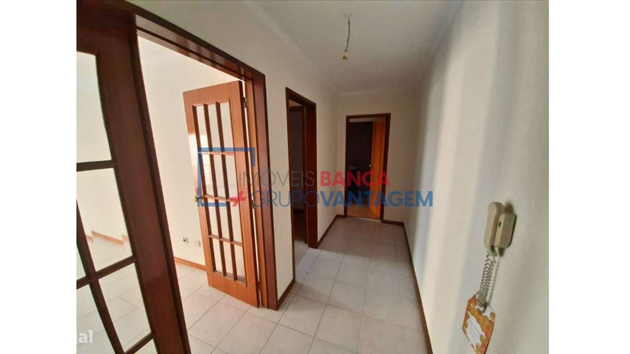 APARTAMENTO T2 C/VARANDA - GONDOMAR - Grande imagem: 5/19