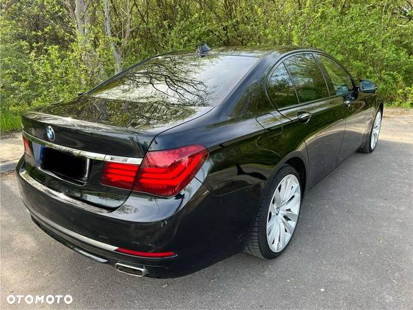 BMW Seria 7 750d xDrive - 5