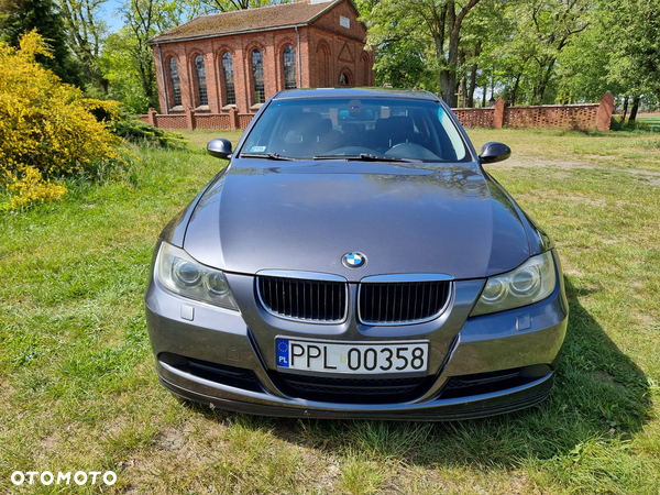 BMW Seria 3 320d - 3