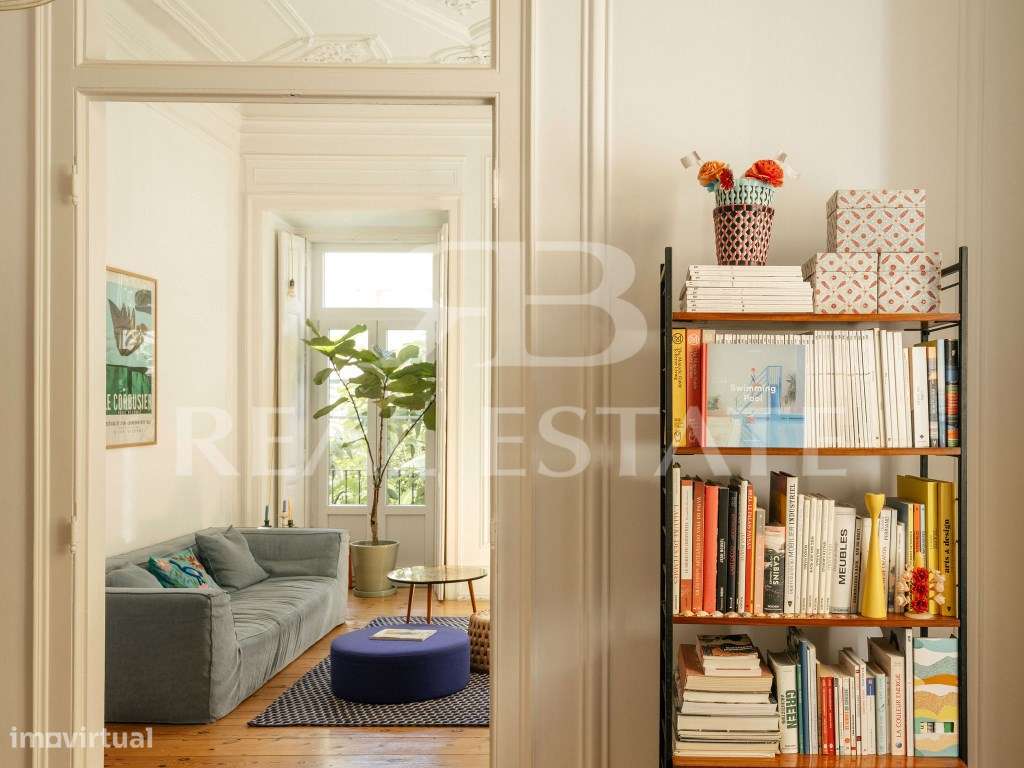 T4 Renovado + JARDIM | Centro Lisboa.-22