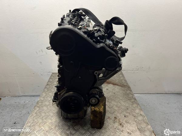 Motor VW PASSAT (362) 2.0 TDI 4motion | 01.13 - 12.14 Usado REF. CFFB - 5