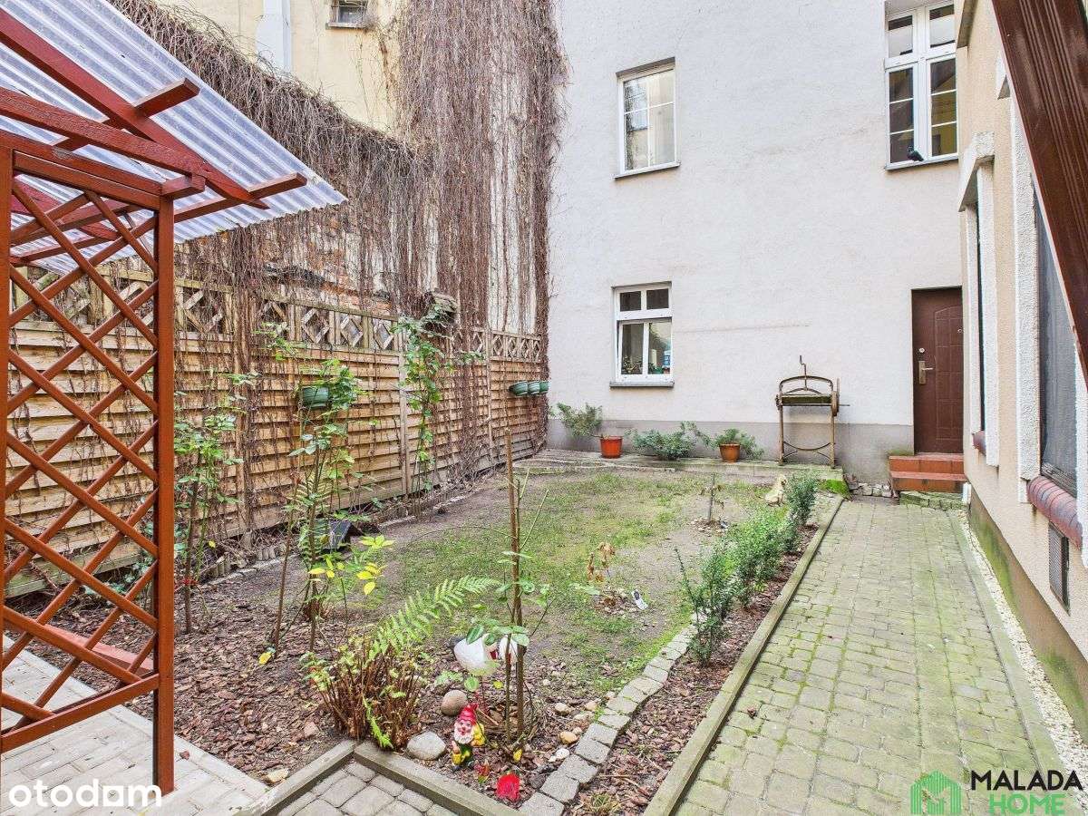 Centrum, kamienica z ogródkiem - unikat-13