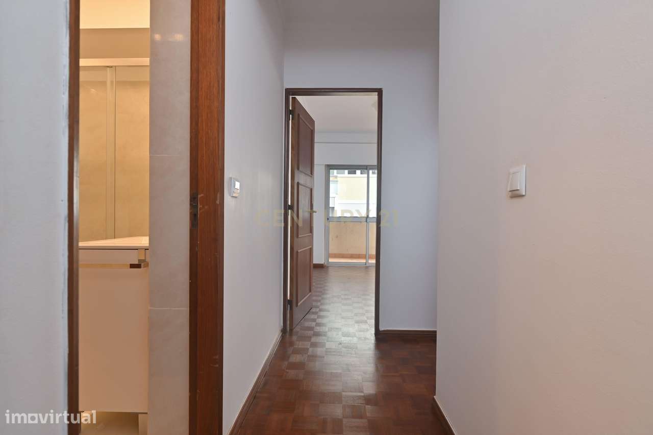 Apartamento T2 para venda com vista para o Rio em Oeiras-15