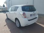 Toyota Verso 2.0 D-4D - 4