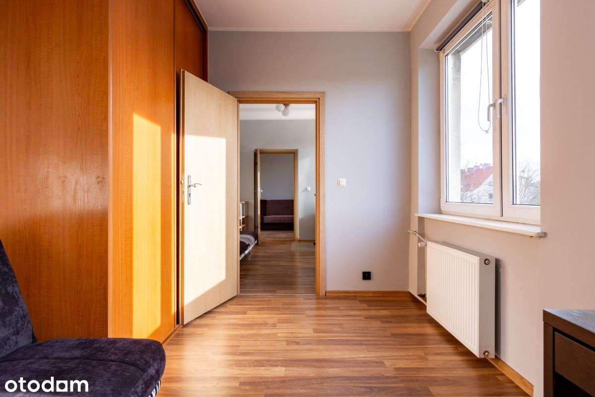 Odświeżone mieszkanie 4 pok. gotowe do wejścia-7