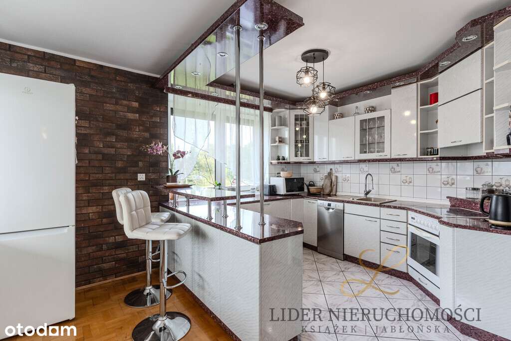 Dom z wyposażeniem w centrum Ropczyc-6