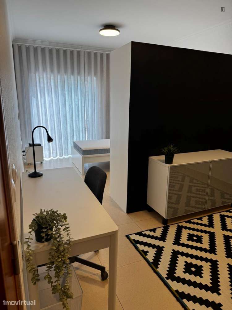 Quarto - localizado em Lisbon - Grande imagem: 5/9