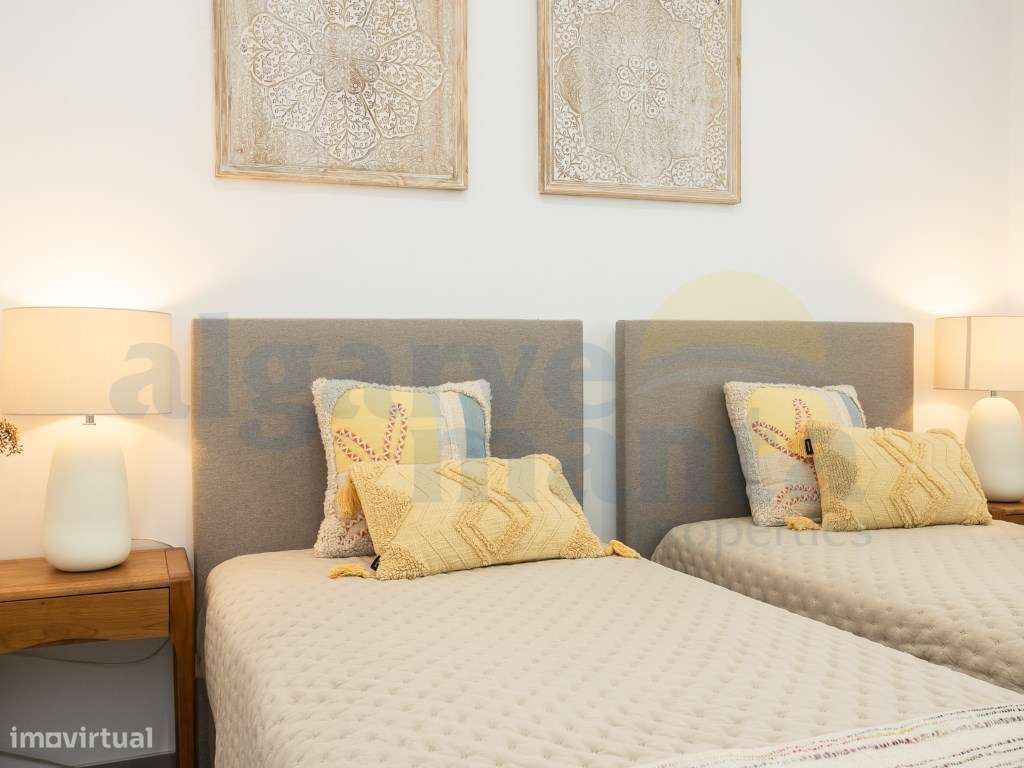 Apartamento T2 em Condomínio Privado - Perto da Praia da Manta Rota-16