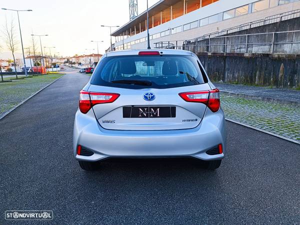 Toyota Yaris 1.5 HSD Exclusive - 6