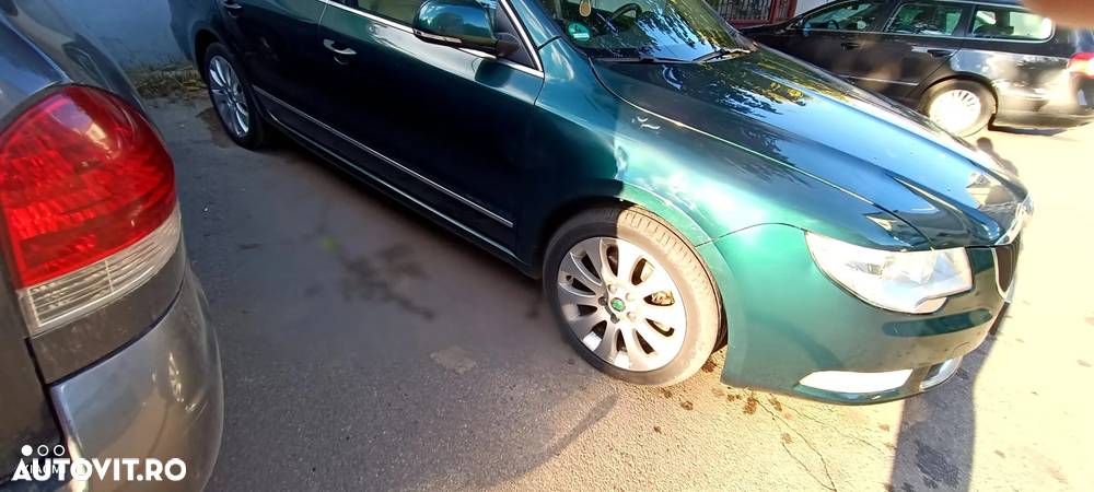 Skoda Superb 2.0 TDI Elegance - 6