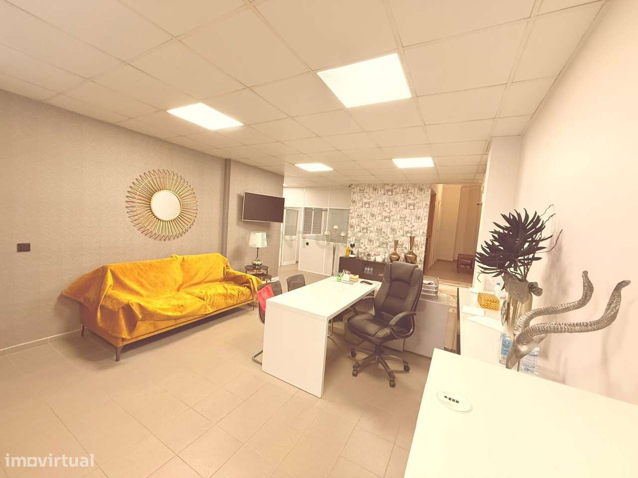 Espaço Comercial para Arrendamento | Bairro Afonso Costa - Grande imagem: 2/10