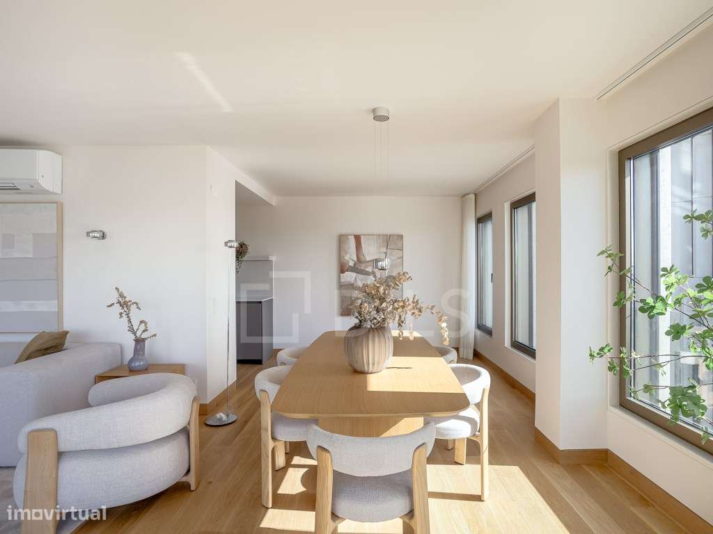 Apartamento T3 Com Varanda Em Novo Empreendimento Em Santos Lisboa