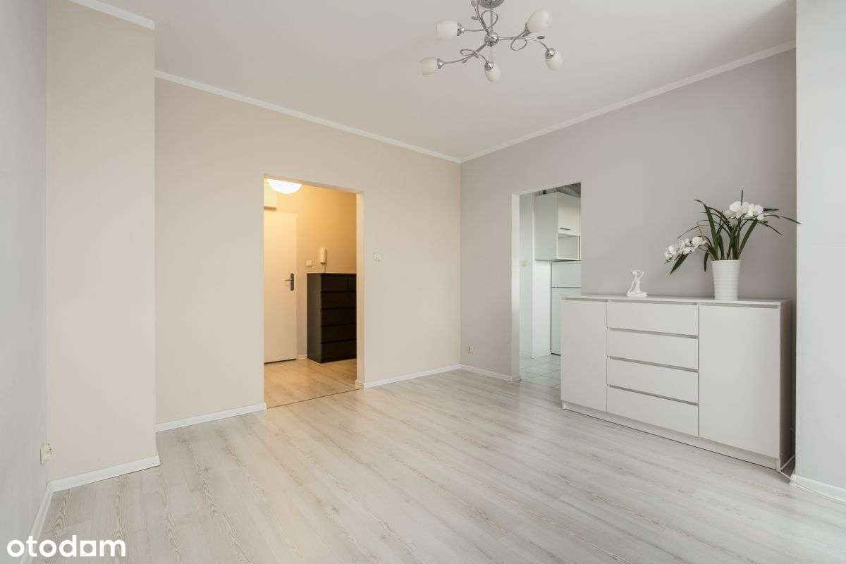 Przytulne 2 pok. z komórką i miejscem garażowym-4