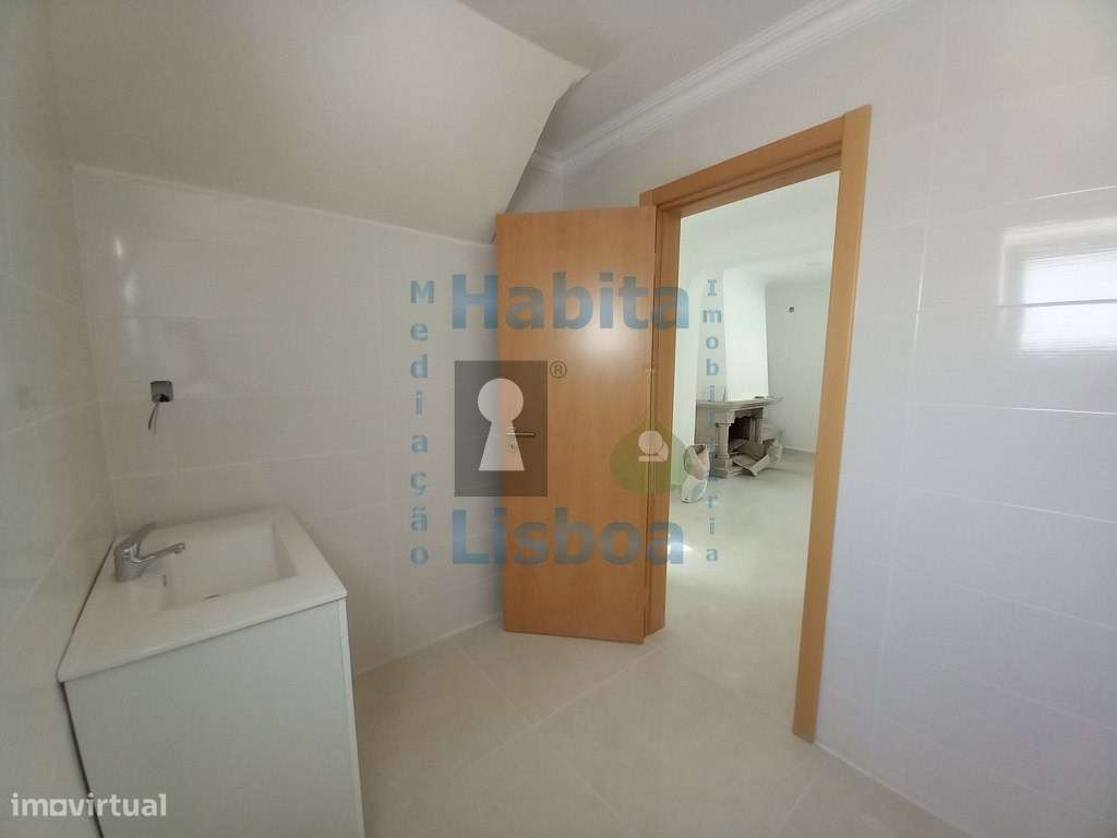 Moradia V5 Premium c/ Anexo | Tranquilidade e Lisboa à Porta-12