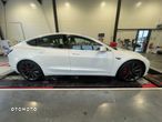 Tesla Model 3 - 4