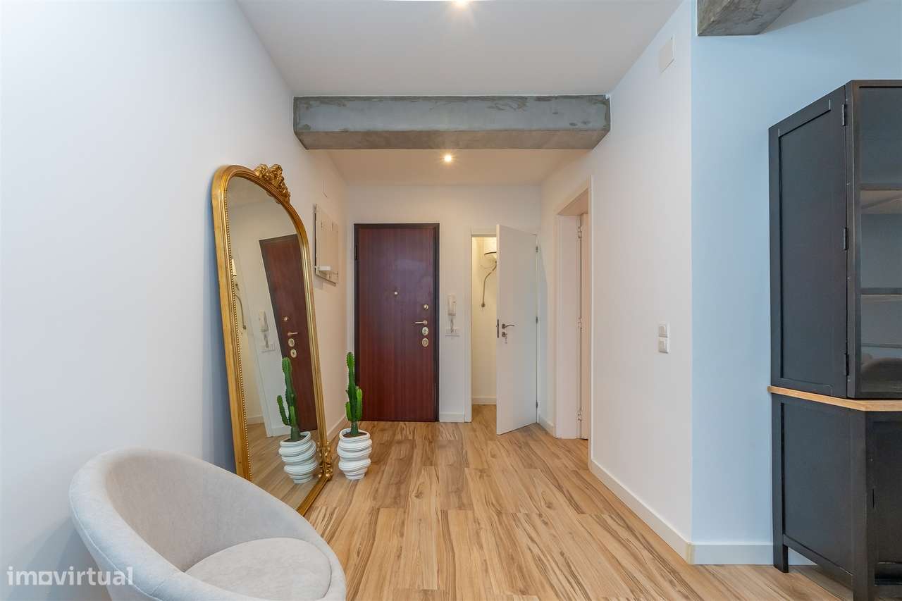 Apartamento T1 para Arrendamento em Cascais com Vista Mar - Grande imagem: 5/33