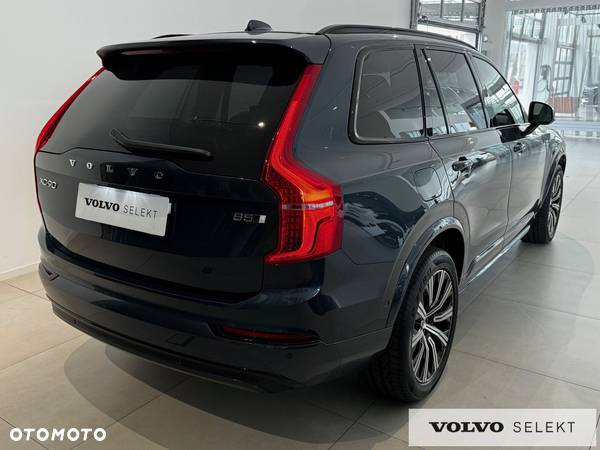 Volvo XC 90 - 9