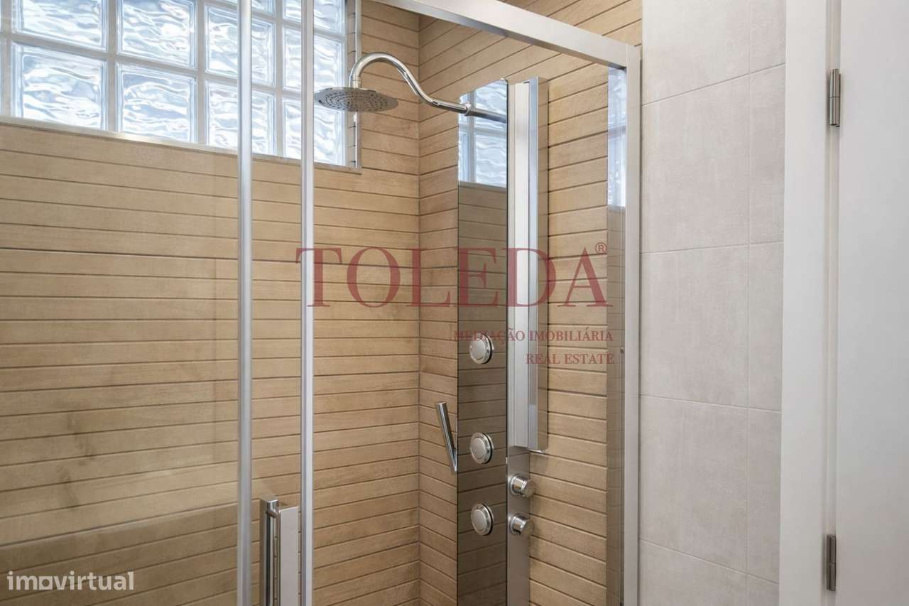 Moradia Isolada T5 com lote de 850m2-18