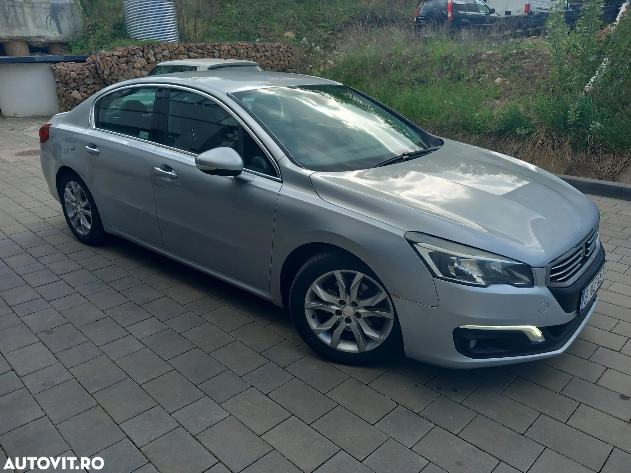 Peugeot 508 2.0 HDI FAP BVA Active Aut. - 3