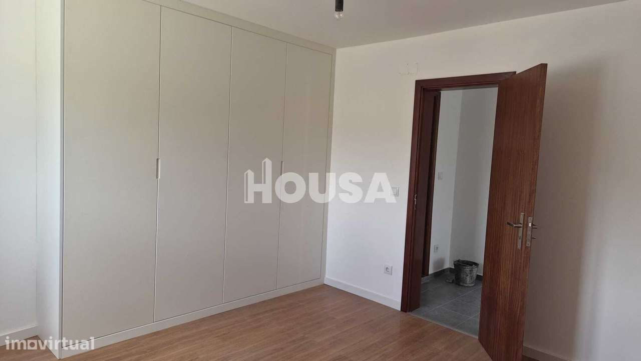 Moradia T3 Renovada | Azoia – Leiria-8